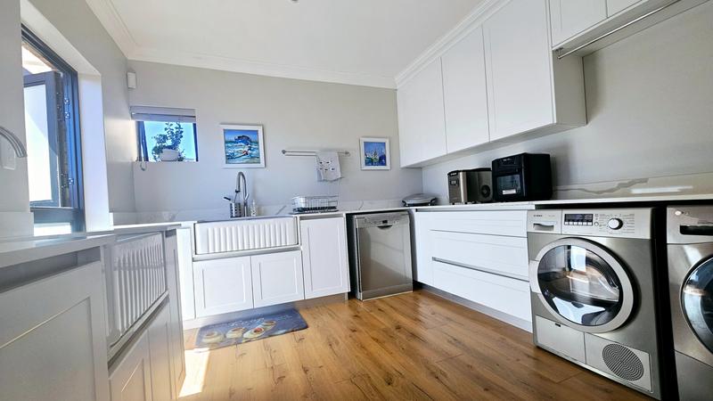 3 Bedroom Property for Sale in Dana Bay Western Cape